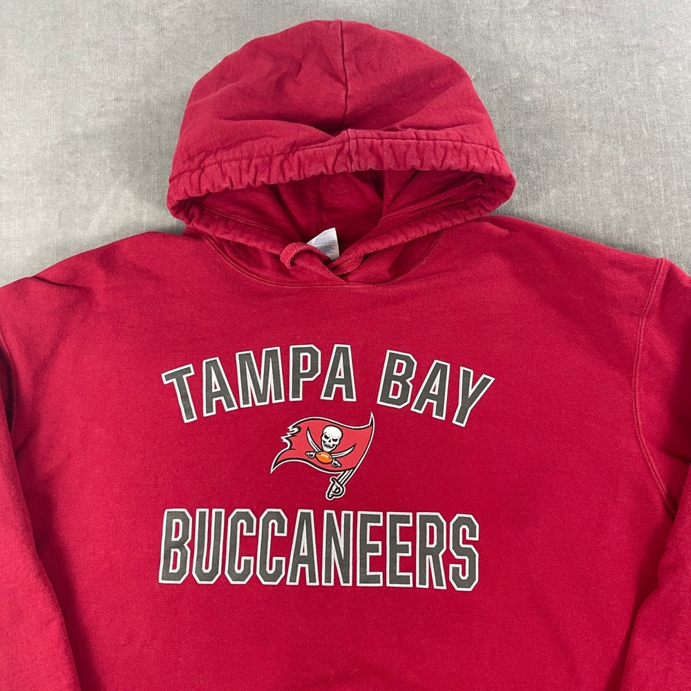Tampa Bay Buccaneers Fanatics Men 2XL Red Hoodie NFL Graphic Pullover - Picture 2 of 8